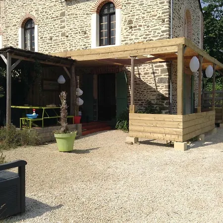 O Bois Dormant- Vue Viaduc/rance Hébergement de vacances Lanvallay